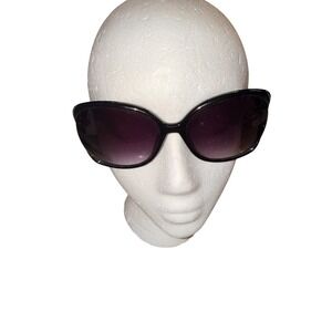 Tahari Oversized Black Butterfly Sunglasses Glam Mob Wife Retro Designer